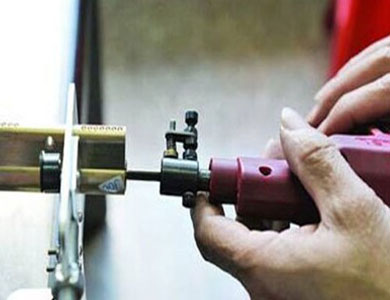 安源24小时上门开锁公司