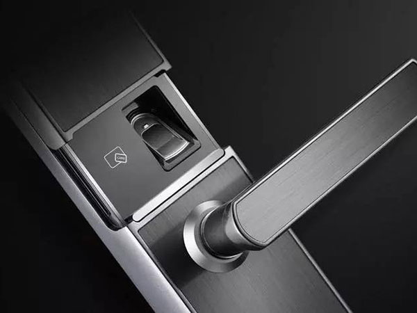 安源24小时上门开锁公司